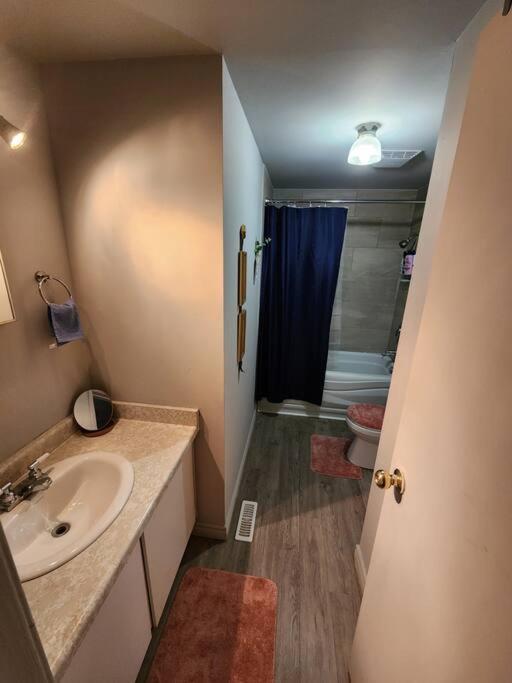 Entire 3 Bedroom House In Elliot Lake Exteriör bild